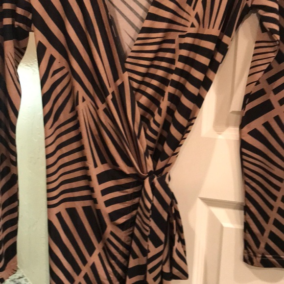 Wrap dress - Picture 2 of 4